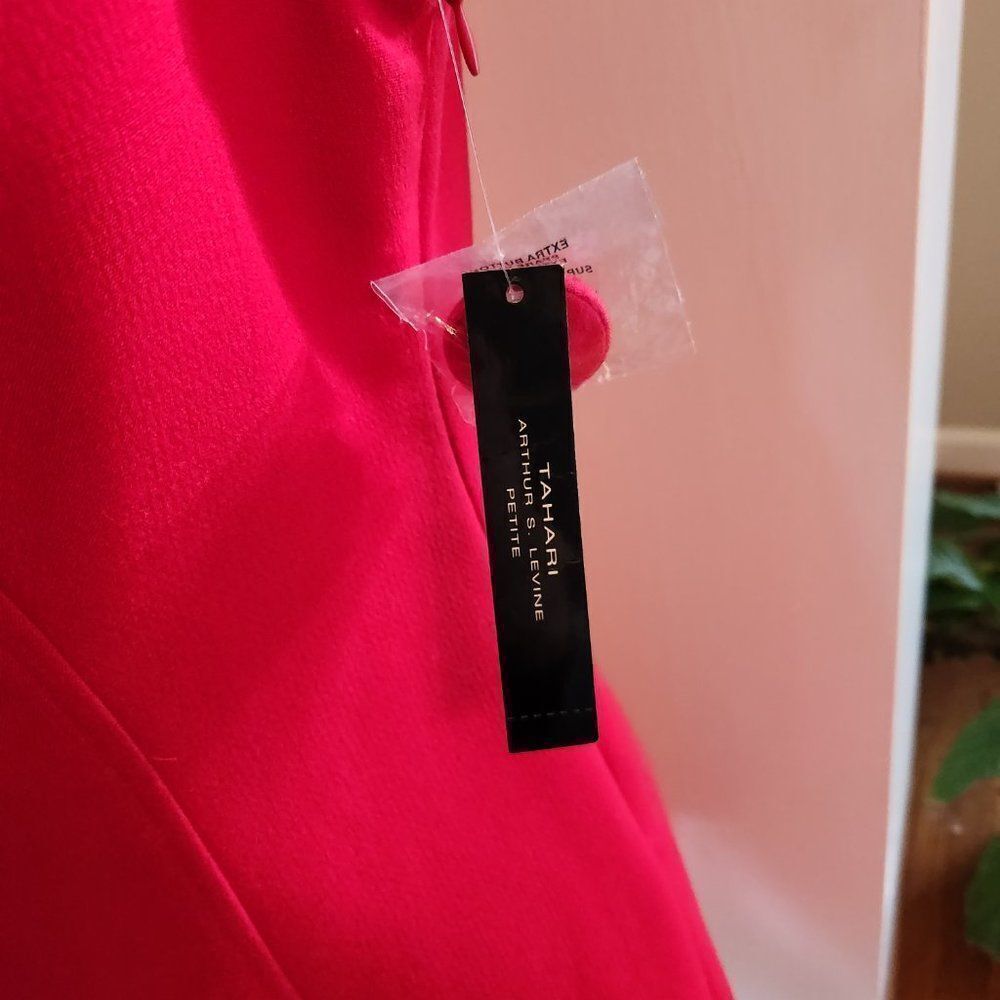 Stunning red sheath dress - NWT - Picture 6 of 15